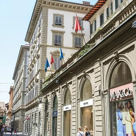 Apartment Next To The Duomo Of Florence, Lorenzo, With Private Terrace