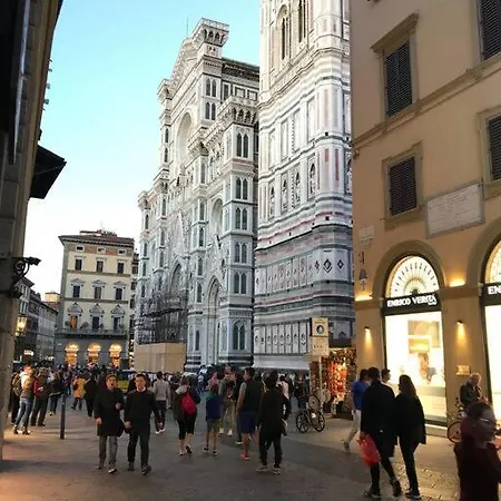 Next To The Duomo Of Florence, Lorenzo, With Private Terrace Apartment